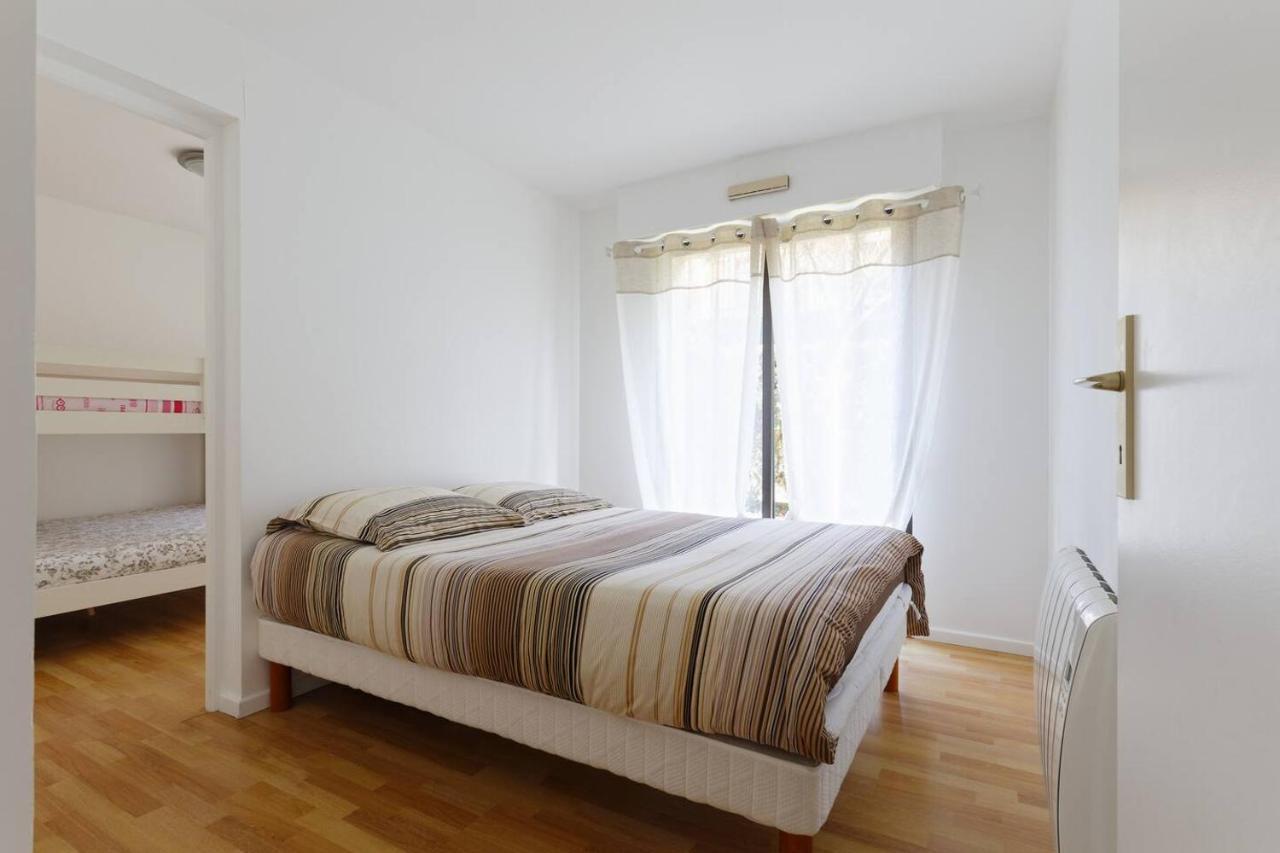 Charmant 3 Pieces Avec Jardin A 5Mn De La Plage โดวีลล์ ภายนอก รูปภาพ